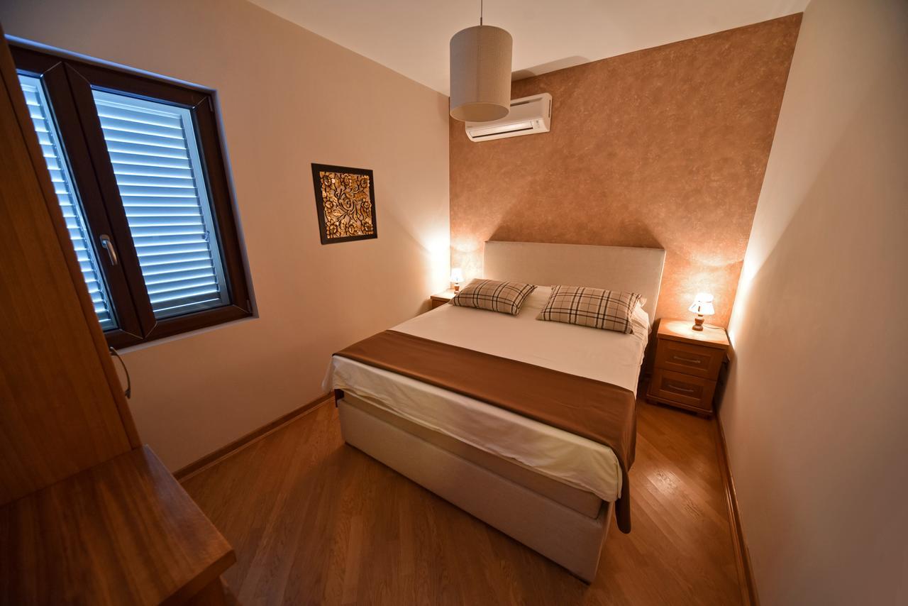 Villa Dub Kotor Ngoại thất bức ảnh